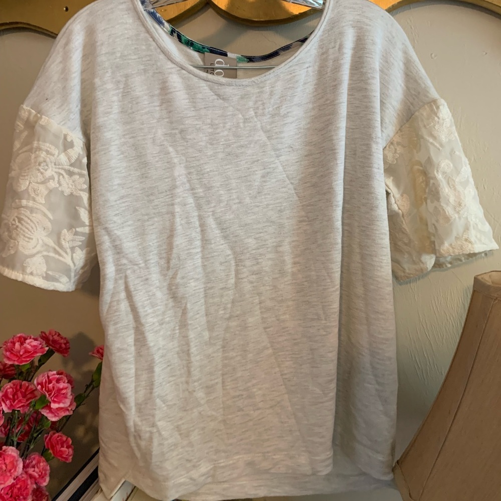 DOLAN cotton blouse with lace sleeves